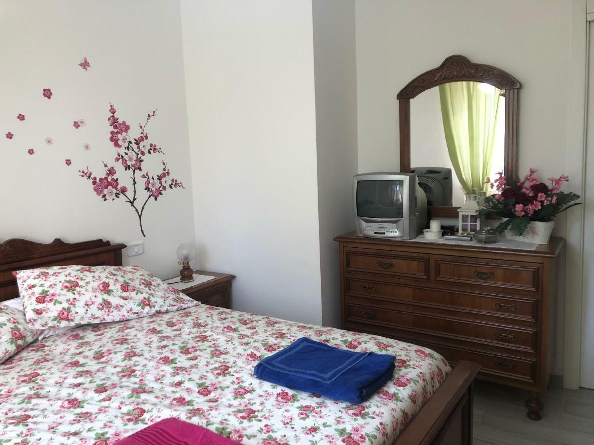 La Casa Di Nena Apartment Vivo dʼOrcia Екстериор снимка