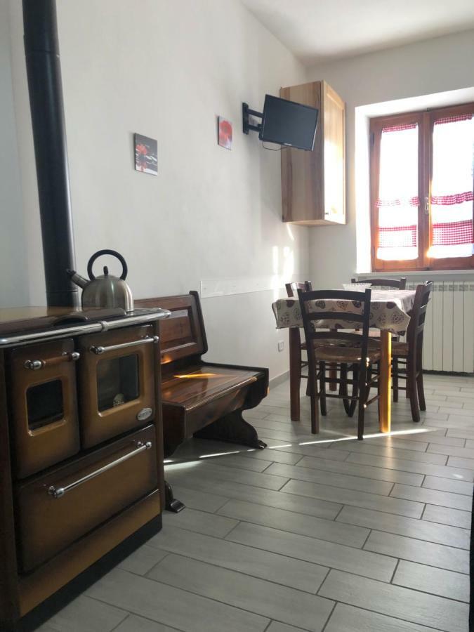 La Casa Di Nena Apartment Vivo dʼOrcia Екстериор снимка